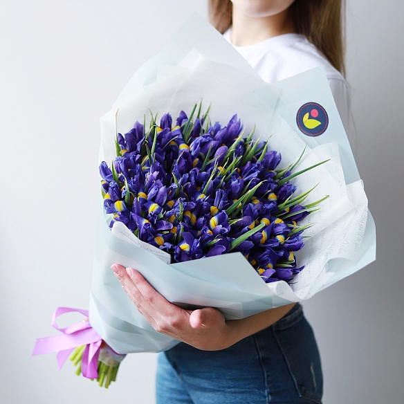 51 ирис в упаковке