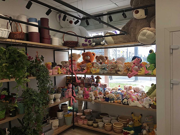 Магазин Цветофор на пр. Просвещения - фото 2