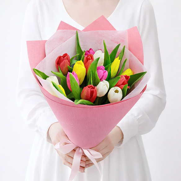 15 тюльпанов микс в упаковке