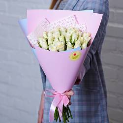25 белых роз в упаковке (Kения)