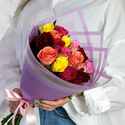 15 роз микс 35-40см в упаковке (Кения)