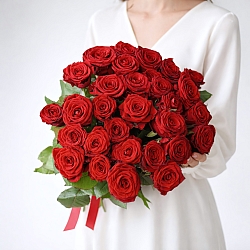 31 красная роза 50см (Россия)