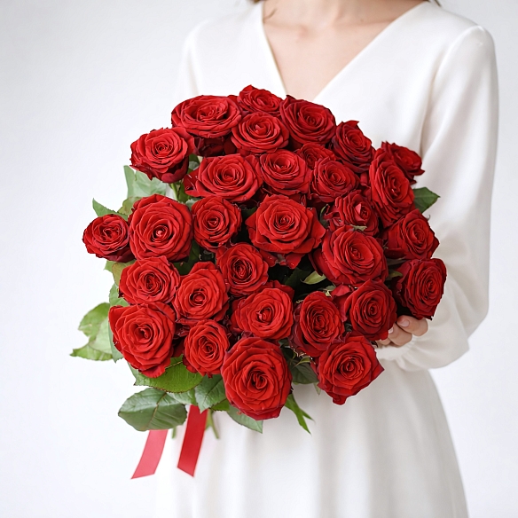 31 красная роза 50см (Россия)
