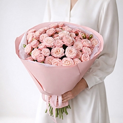 21 розовая кустовая роза в упаковке (Россия)