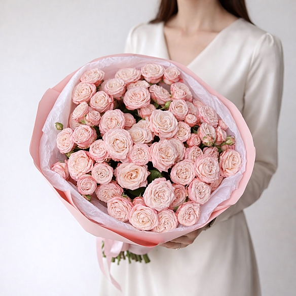 21 розовая кустовая роза в упаковке (Россия)