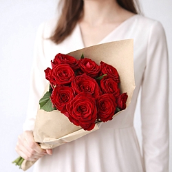Охапка красных роз 50см (Россия)