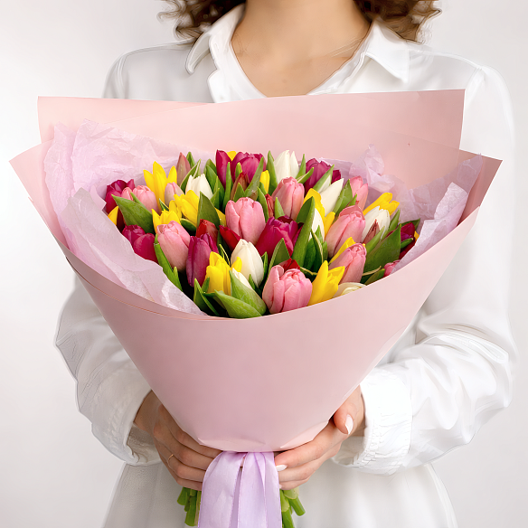 51 тюльпан микс в упаковке